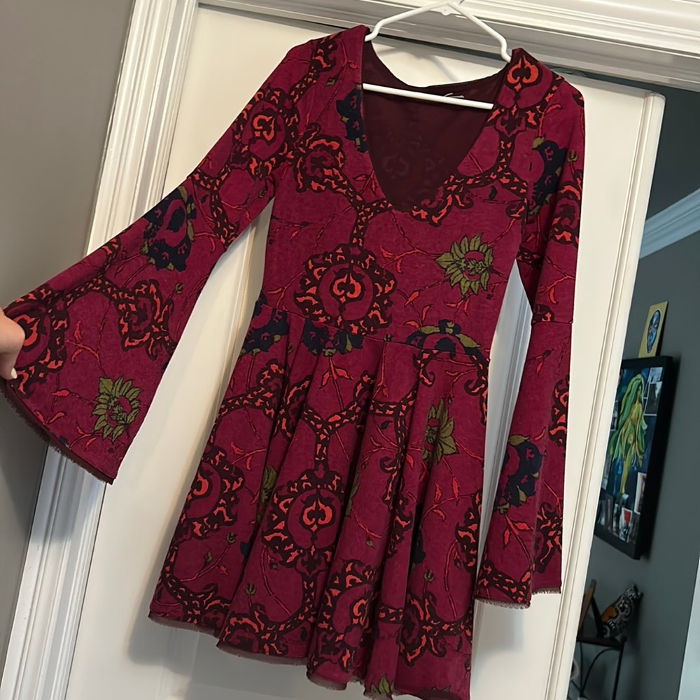 Flare arm dress